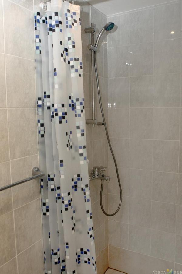 Spacious Izola Apartment Sl Екстер'єр фото