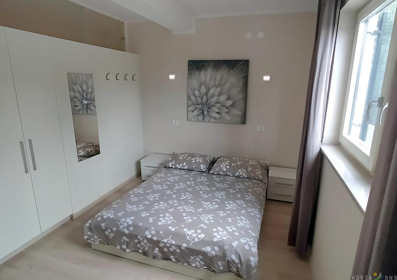 Spacious Izola Apartment Sl Екстер'єр фото