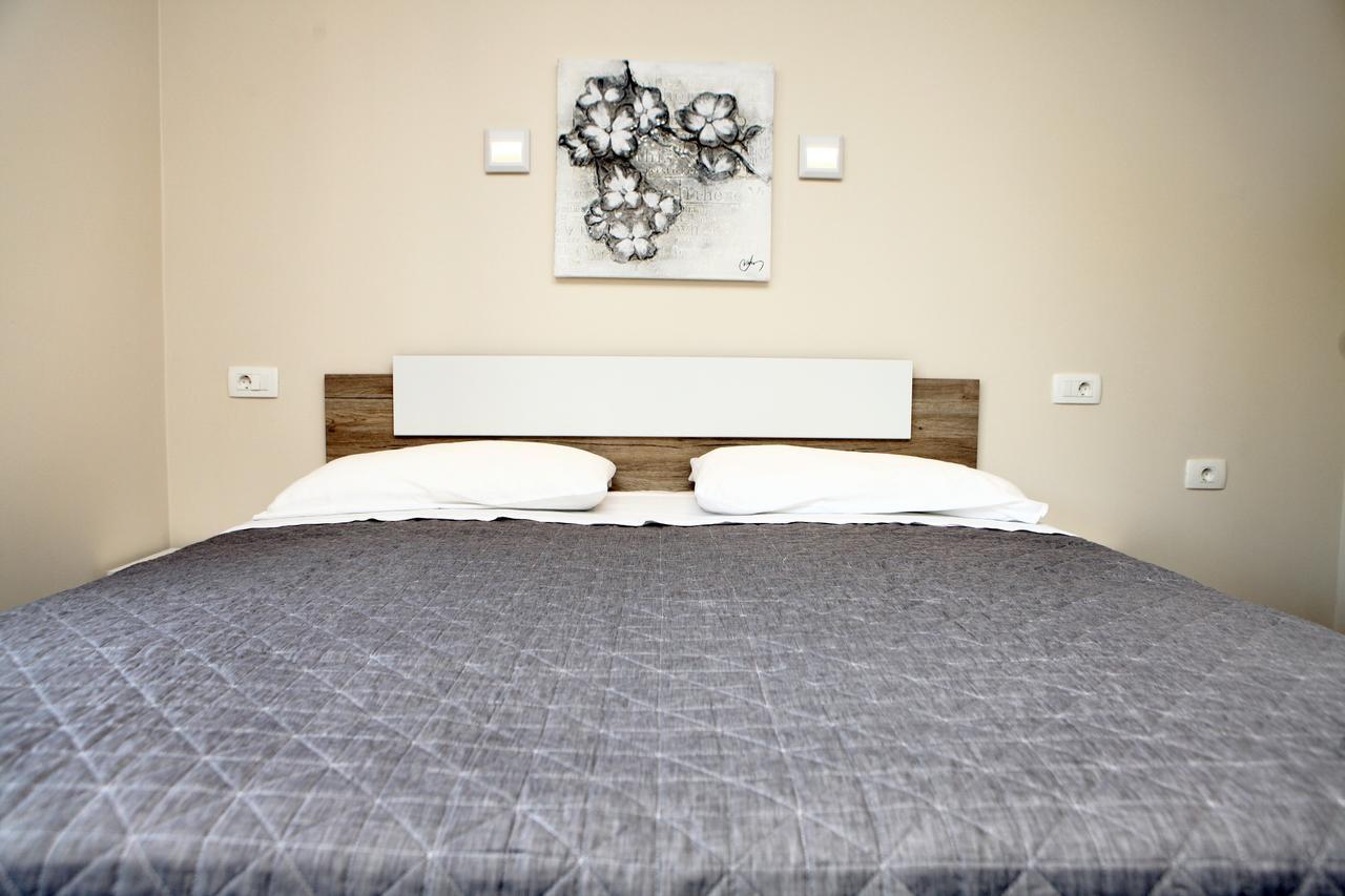 Spacious Izola Apartment Sl Екстер'єр фото